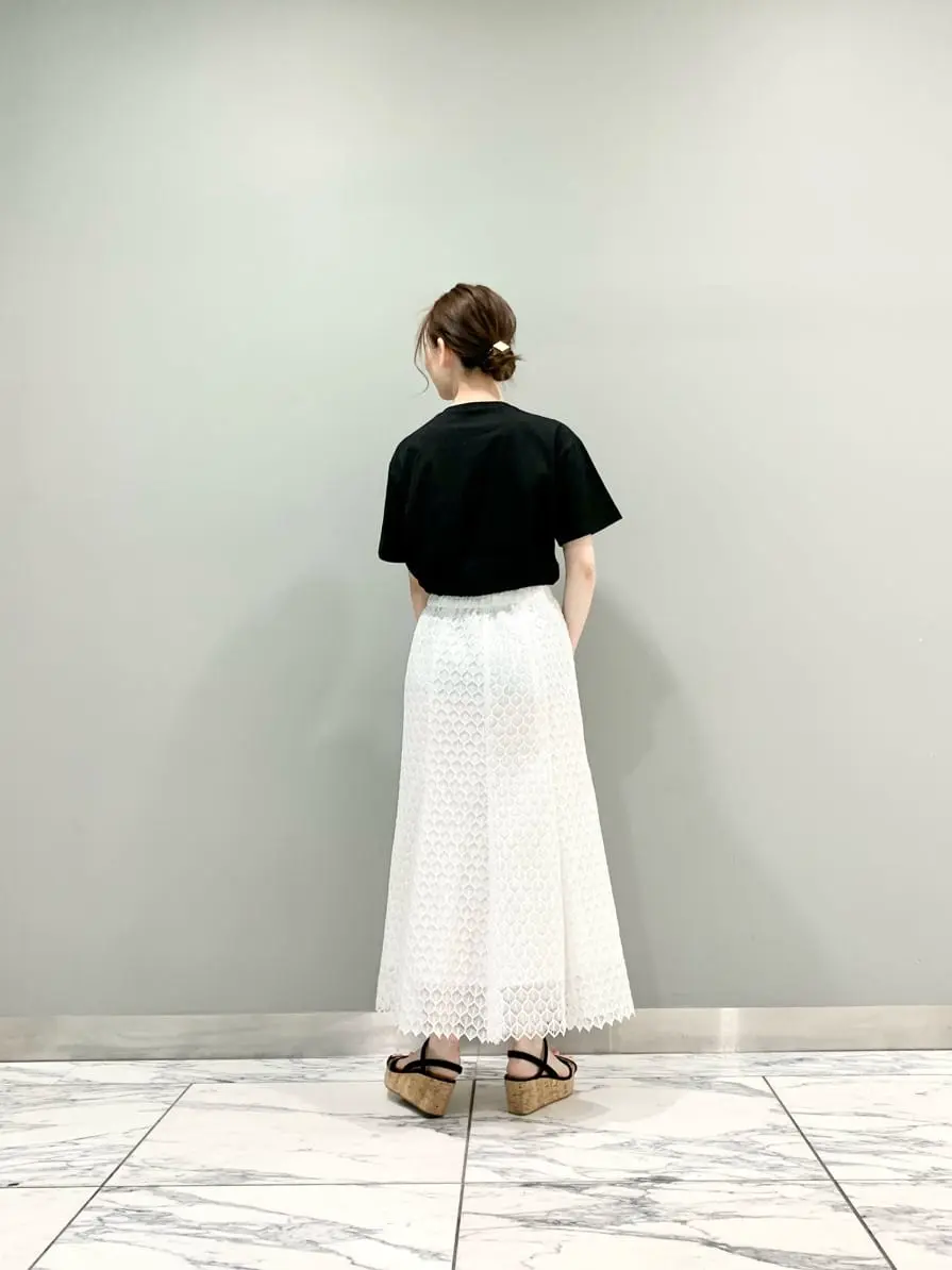 GRACE CONTINENTAL The Banquet eri コーディネート画像