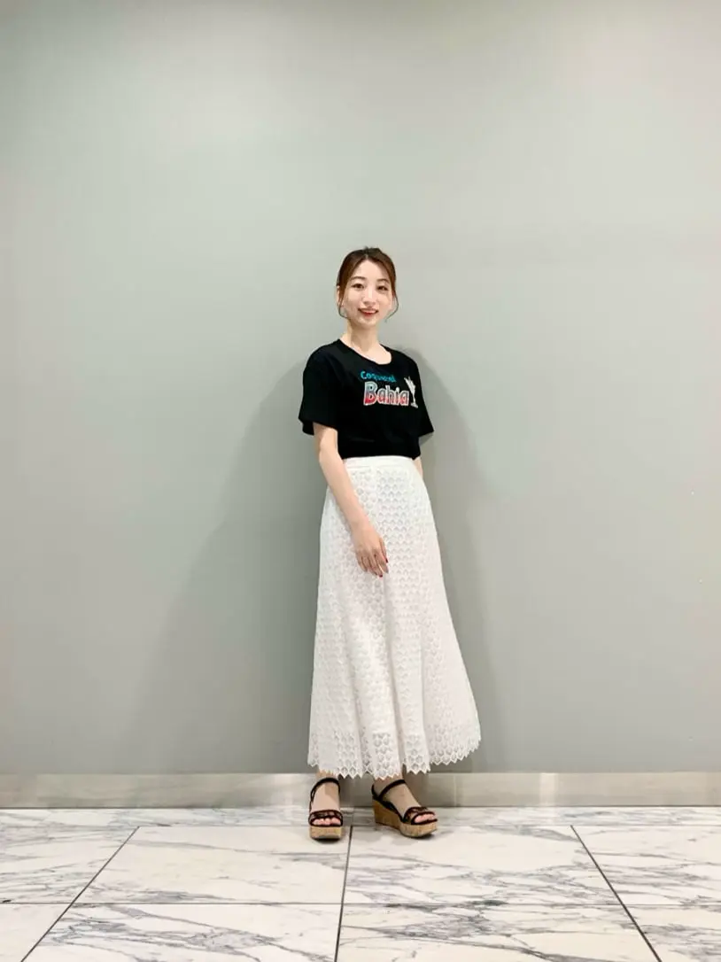 GRACE CONTINENTAL The Banquet eri コーディネート画像