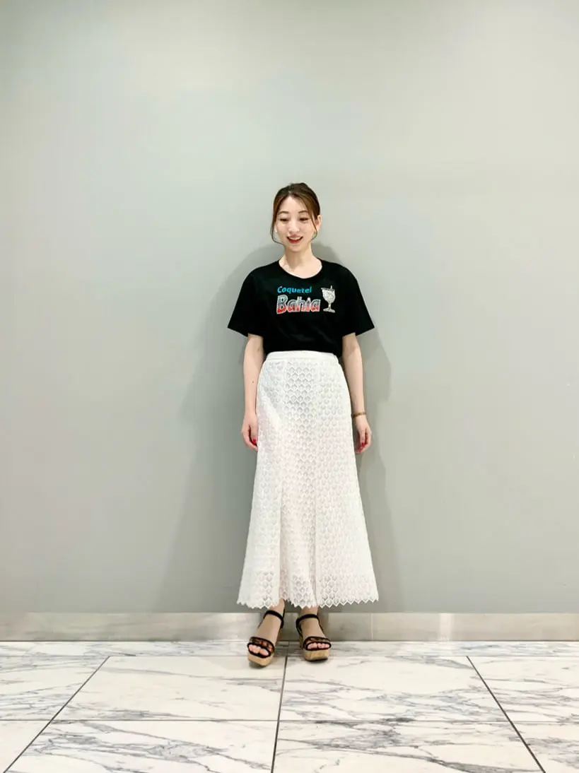 GRACE CONTINENTAL The Banquet eri コーディネート画像