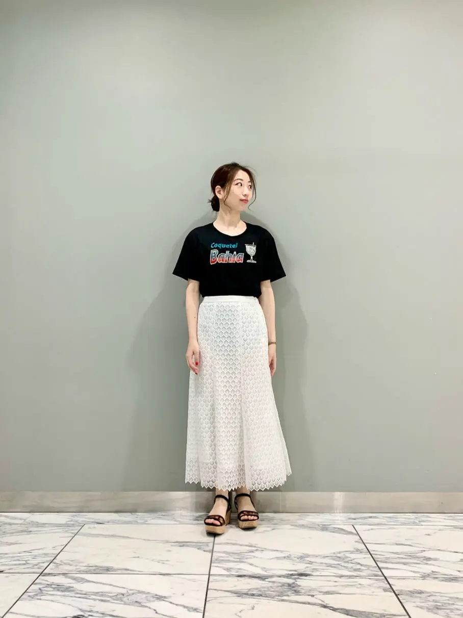 GRACE CONTINENTAL The Banquet eri コーディネート画像