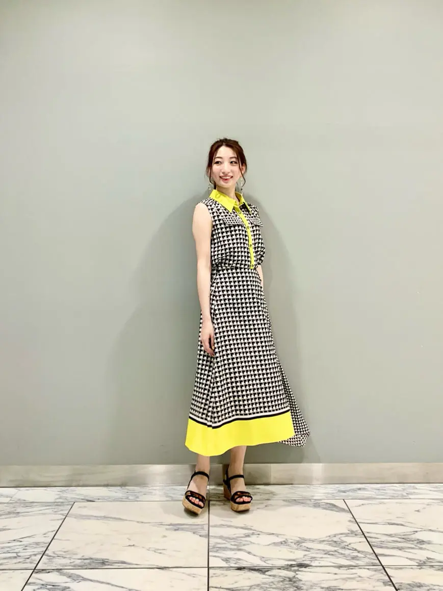 GRACE CONTINENTAL The Banquet eri コーディネート画像