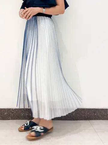 GRACE CONTINENTAL The Banquet 古川温子 コーディネート画像