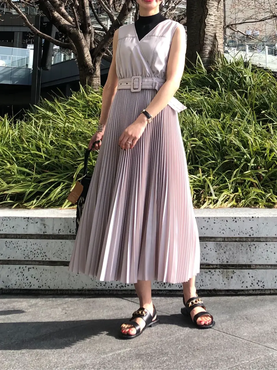 GRACE CONTINENTAL The Banquet 尾田亜沙美 コーディネート画像