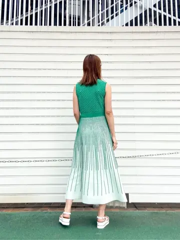 GRACE CONTINENTAL The Banquet 古川温子 コーディネート画像