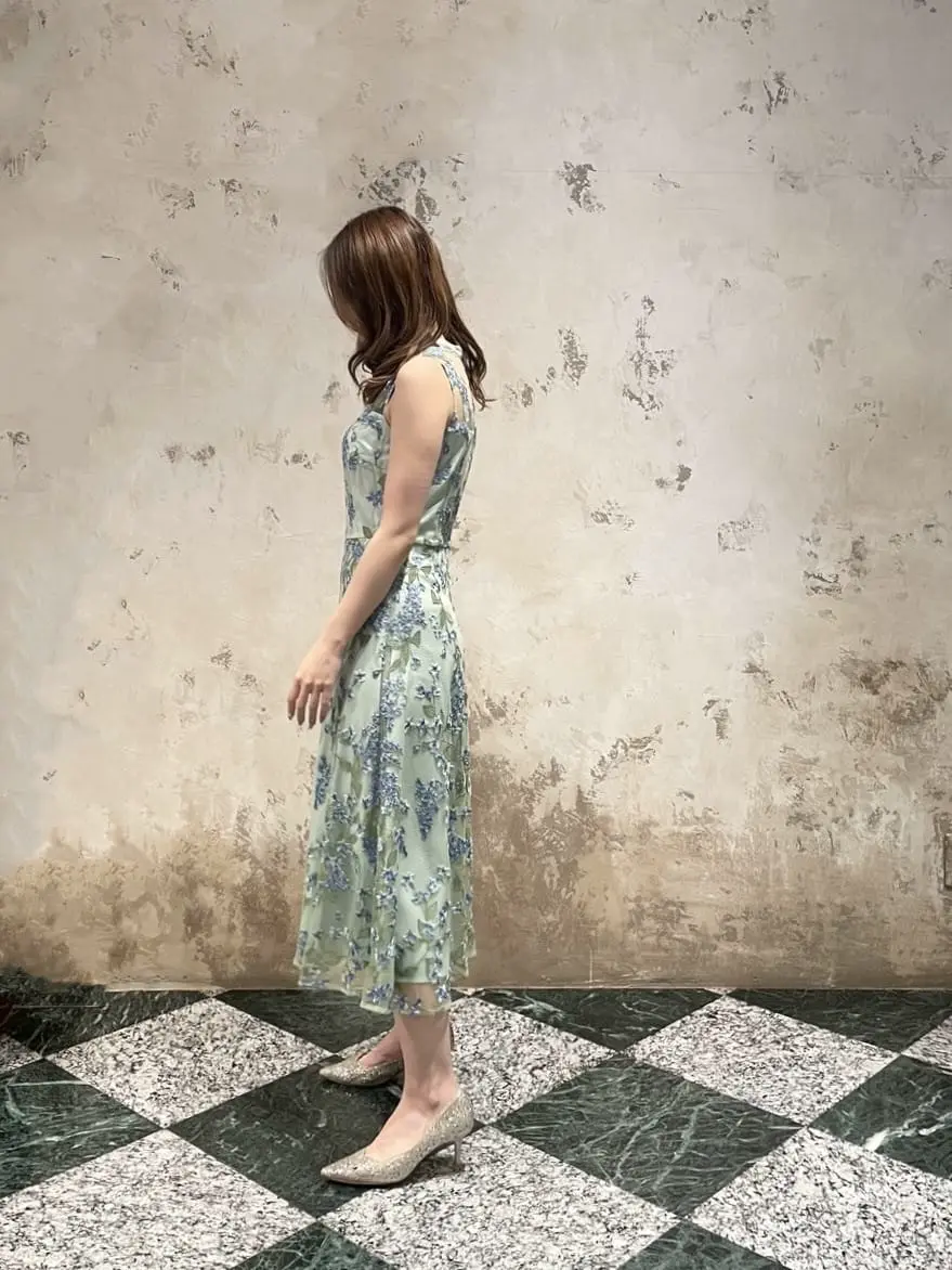 GRACE CONTINENTAL The Banquet Suzuka コーディネート画像