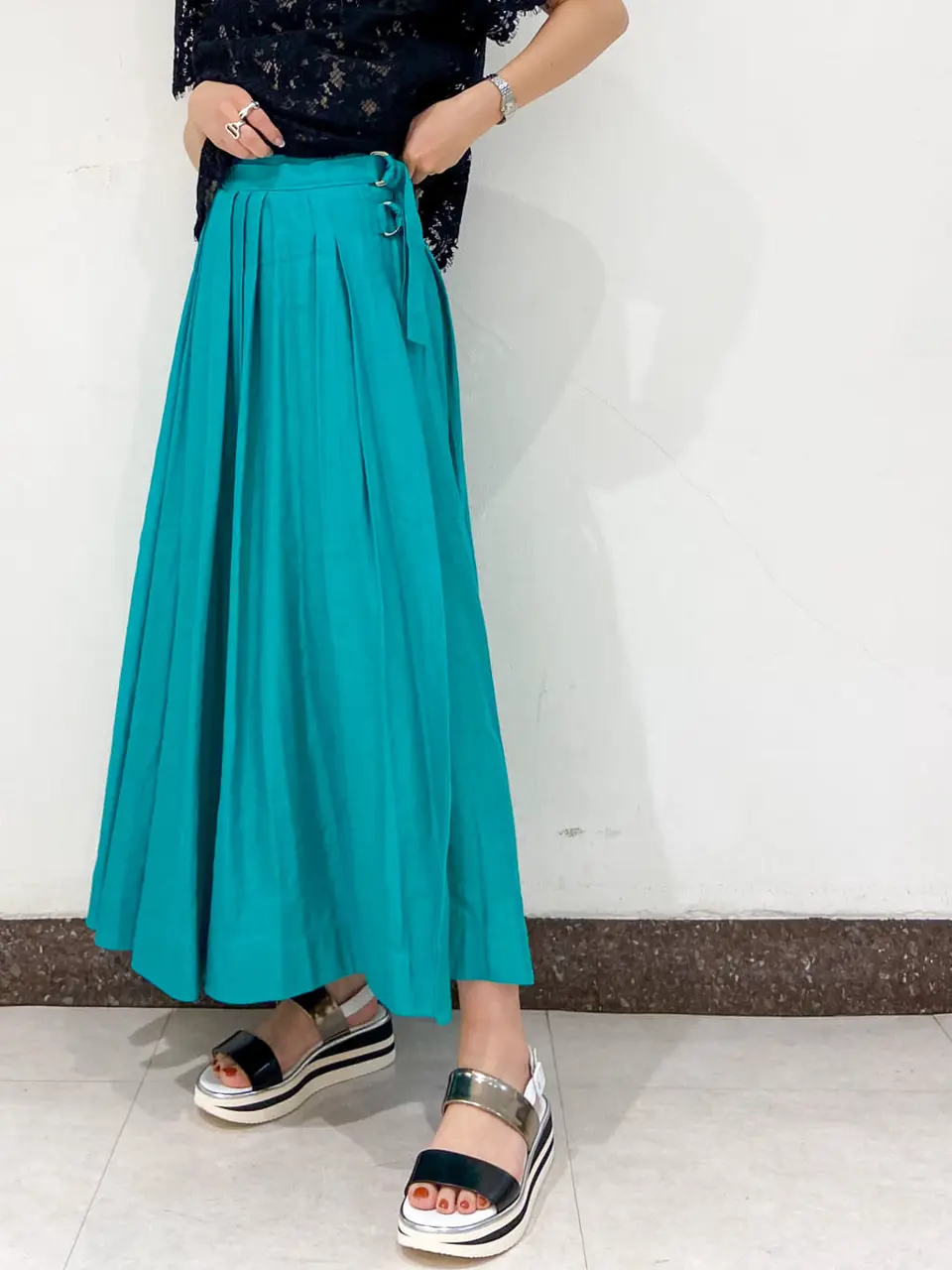 GRACE CONTINENTAL The Banquet 古川温子 コーディネート画像