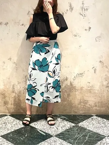 GRACE CONTINENTAL The Banquet Suzuka コーディネート画像