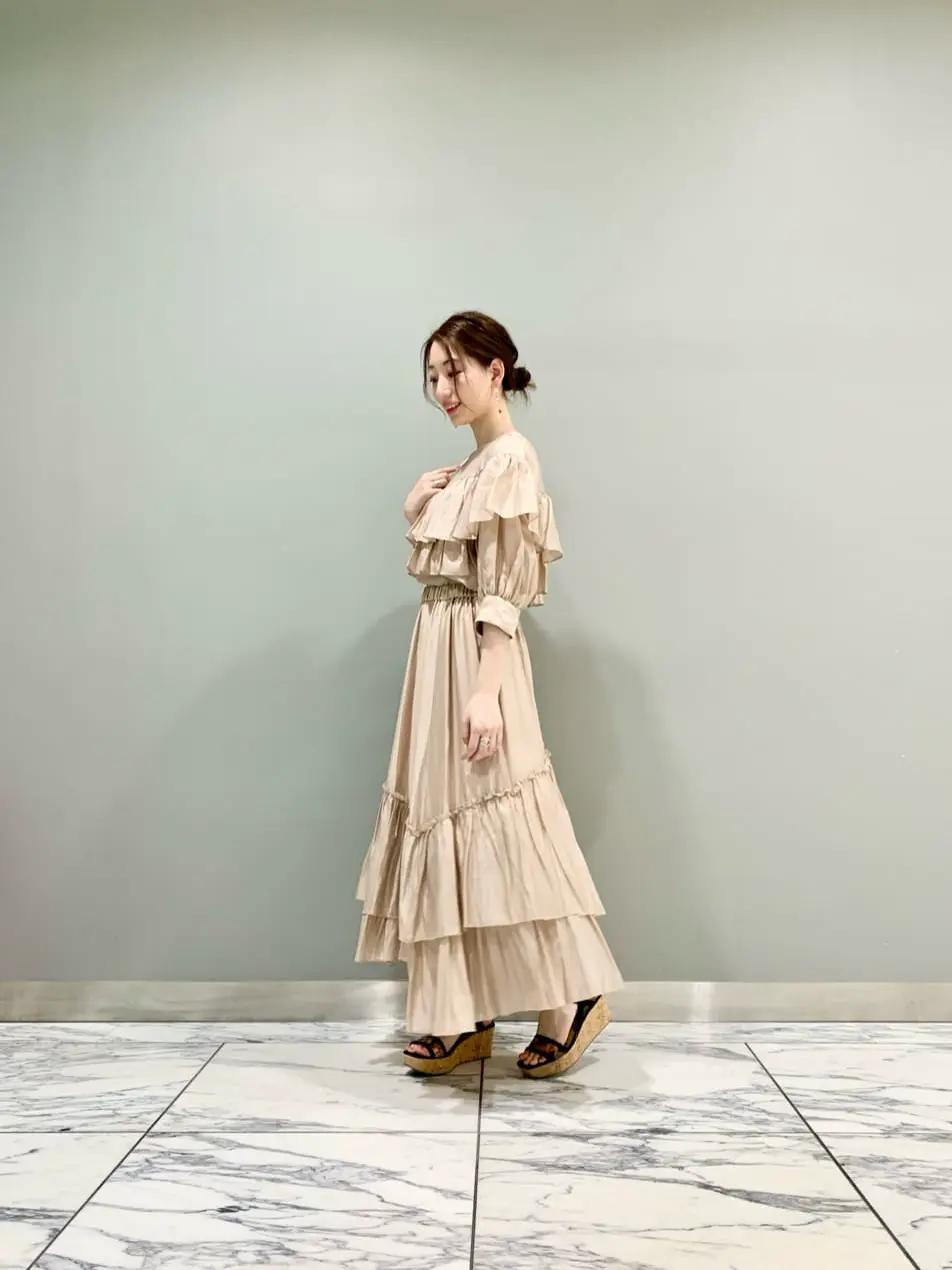 GRACE CONTINENTAL The Banquet eri コーディネート画像