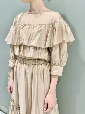 GRACE CONTINENTAL The Banquet eri コーディネート画像