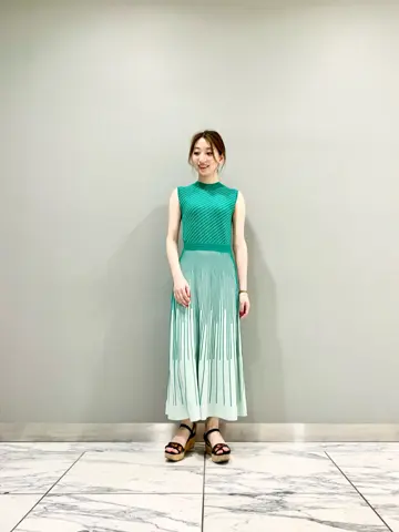 GRACE CONTINENTAL The Banquet eri コーディネート画像