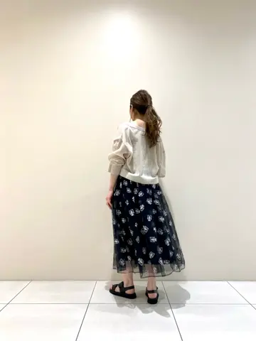 GRACE CONTINENTAL The Banquet 泉　智子 コーディネート画像