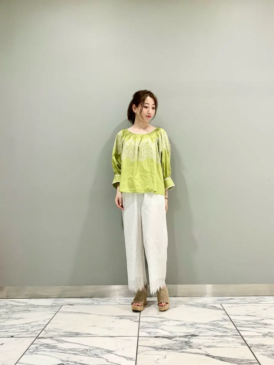 GRACE CONTINENTAL The Banquet eri コーディネート画像