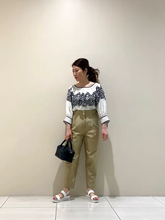 GRACE CONTINENTAL The Banquet 泉　智子 コーディネート画像