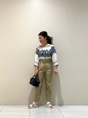 GRACE CONTINENTAL The Banquet 泉　智子 コーディネート画像