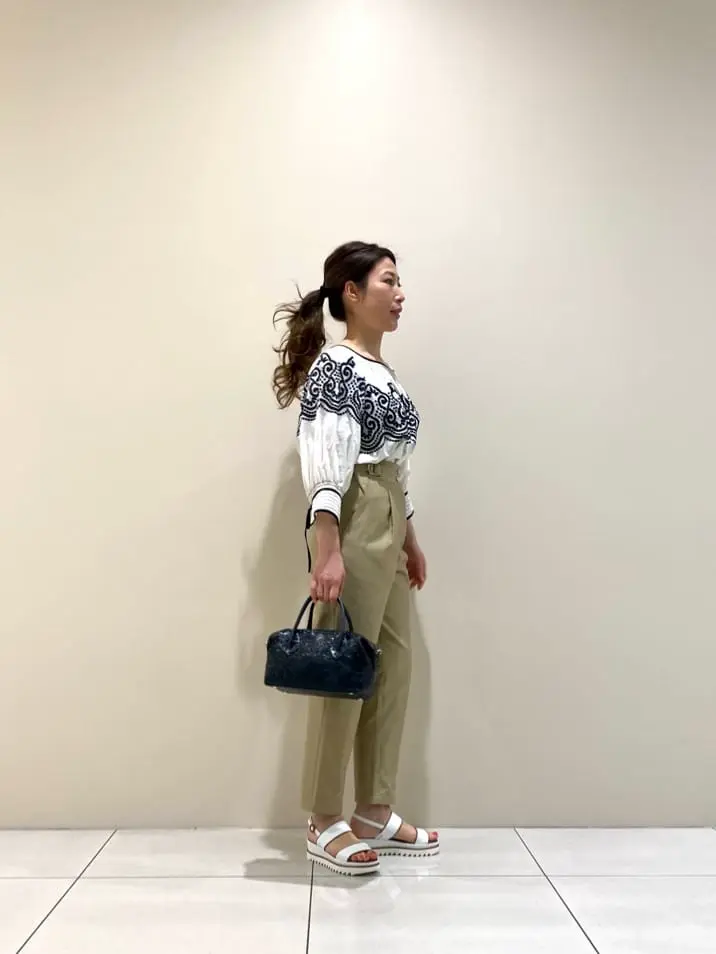 GRACE CONTINENTAL The Banquet 泉　智子 コーディネート画像