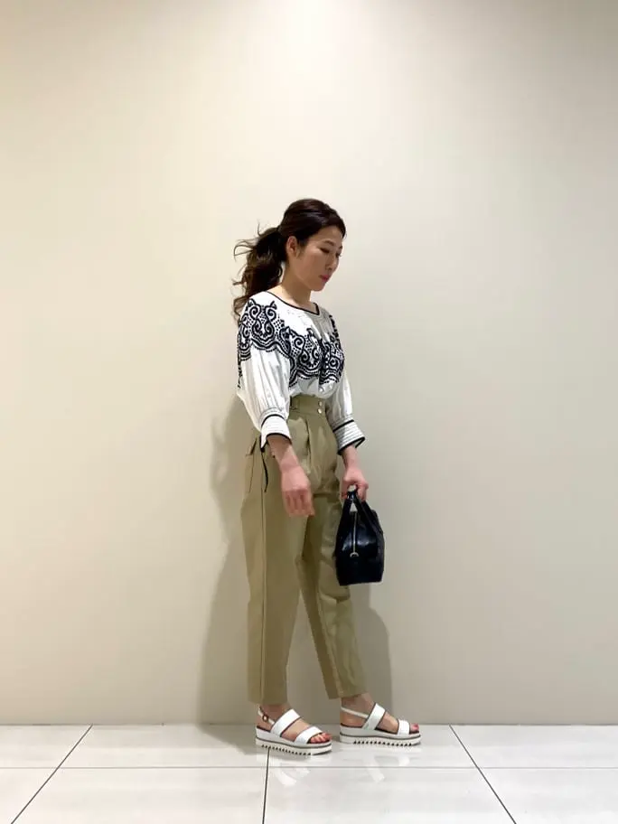 GRACE CONTINENTAL The Banquet 泉　智子 コーディネート画像