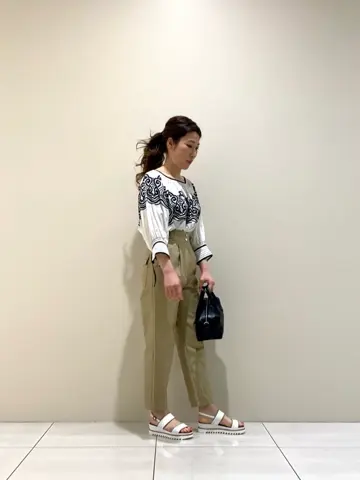 GRACE CONTINENTAL The Banquet 泉　智子 コーディネート画像