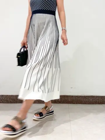 GRACE CONTINENTAL The Banquet 古川温子 コーディネート画像