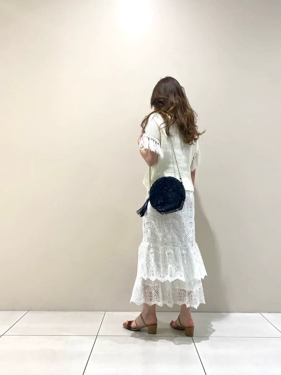 GRACE CONTINENTAL The Banquet 泉　智子 コーディネート画像