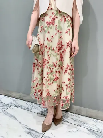 GRACE CONTINENTAL The Banquet eri コーディネート画像