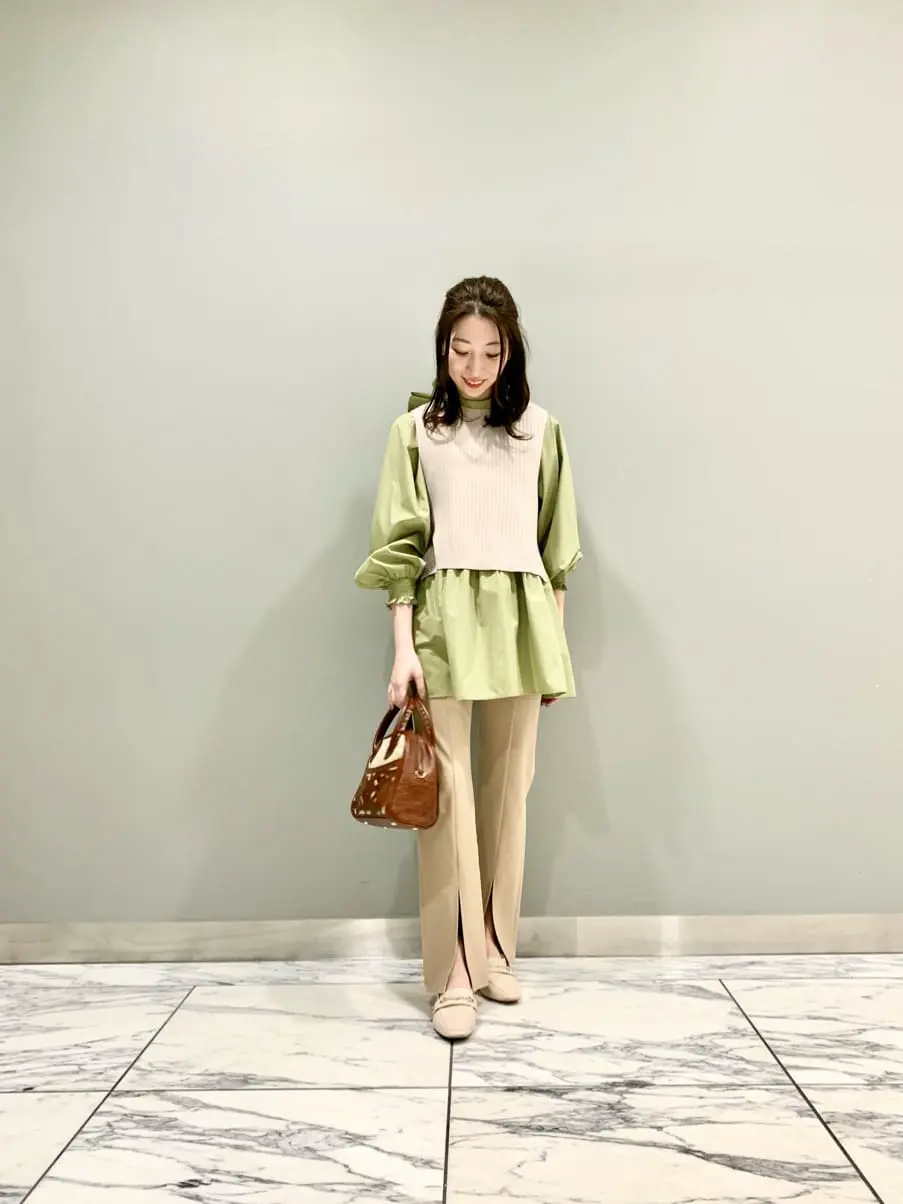 GRACE CONTINENTAL The Banquet eri コーディネート画像