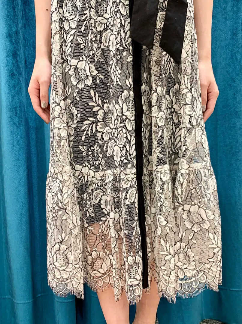 GRACE CONTINENTAL The Banquet eri コーディネート画像