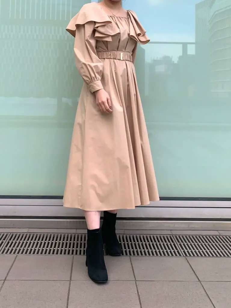 GRACE CONTINENTAL The Banquet 日笠　雅 コーディネート画像