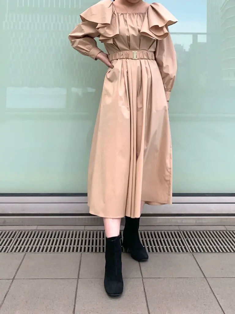 GRACE CONTINENTAL The Banquet 日笠　雅 コーディネート画像