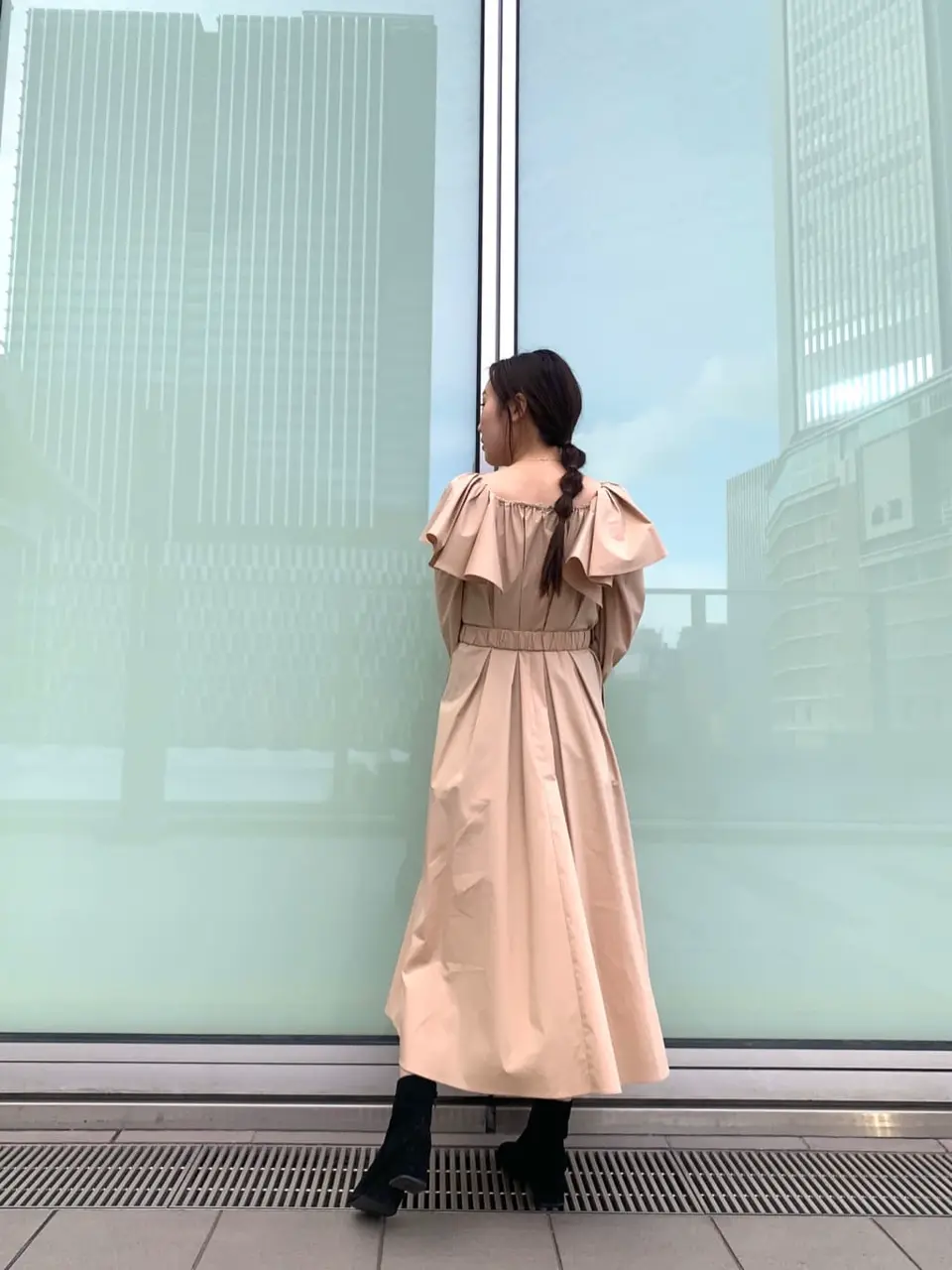 GRACE CONTINENTAL The Banquet 日笠　雅 コーディネート画像