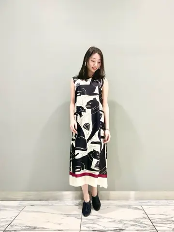 GRACE CONTINENTAL The Banquet eri コーディネート画像