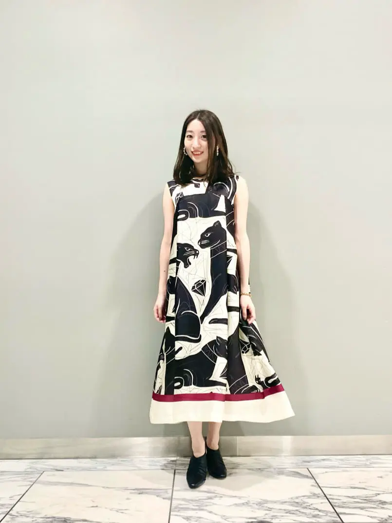 GRACE CONTINENTAL The Banquet eri コーディネート画像