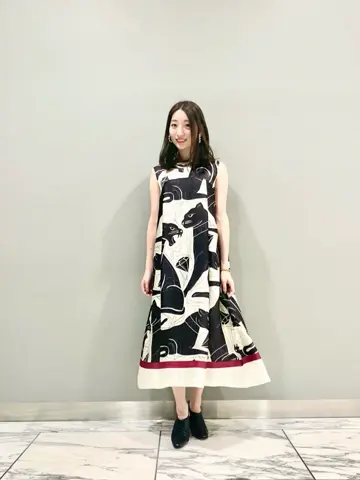 GRACE CONTINENTAL The Banquet eri コーディネート画像