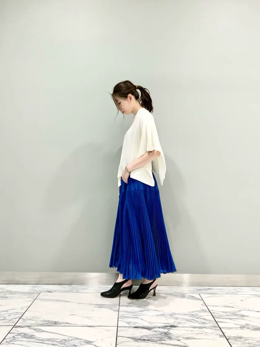 GRACE CONTINENTAL The Banquet eri コーディネート画像