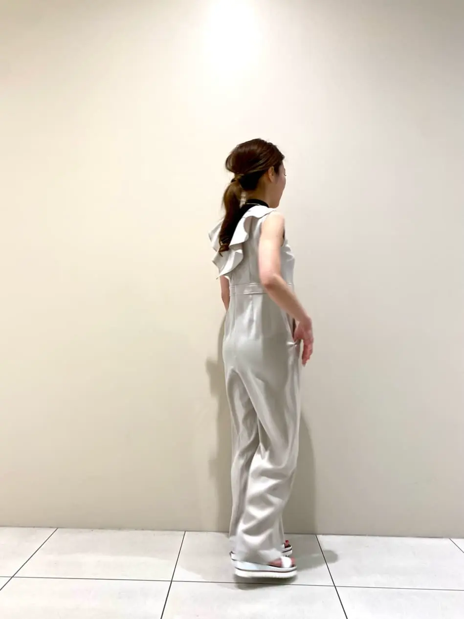 GRACE CONTINENTAL The Banquet 泉　智子 コーディネート画像