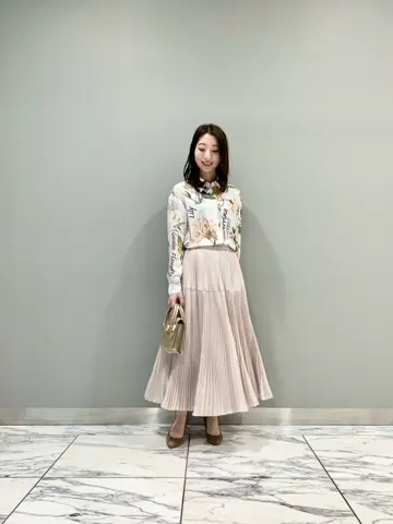 GRACE CONTINENTAL The Banquet eri コーディネート画像