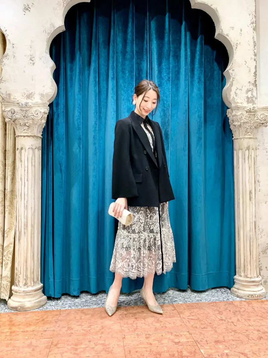 GRACE CONTINENTAL The Banquet eri コーディネート画像