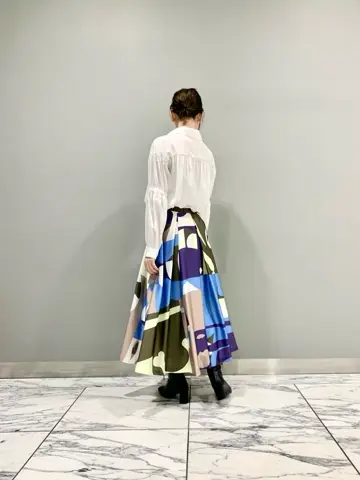 GRACE CONTINENTAL The Banquet eri コーディネート画像