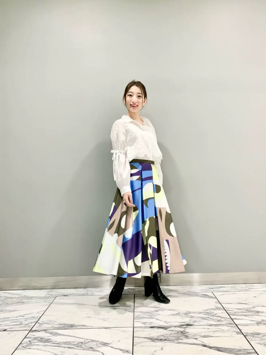 GRACE CONTINENTAL The Banquet eri コーディネート画像