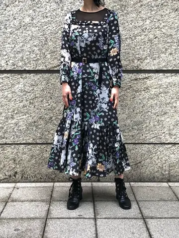 GRACE CONTINENTAL The Banquet 尾田亜沙美 コーディネート画像