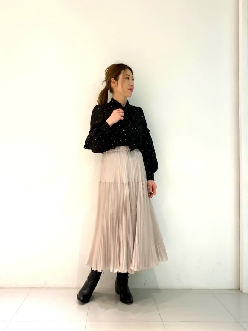 GRACE CONTINENTAL The Banquet 泉　智子 コーディネート画像