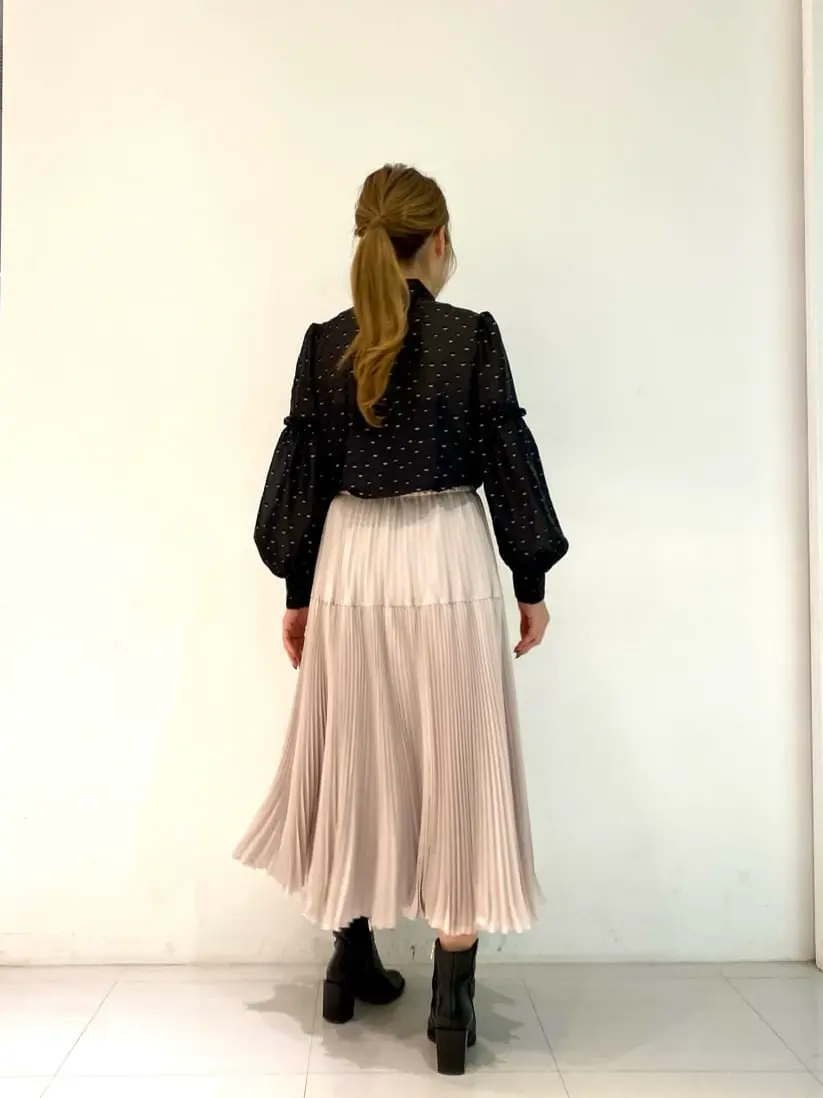 GRACE CONTINENTAL The Banquet 泉　智子 コーディネート画像