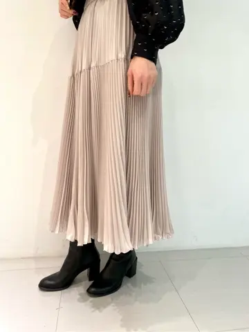 GRACE CONTINENTAL The Banquet 泉　智子 コーディネート画像