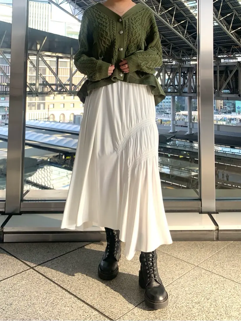 GRACE CONTINENTAL The Banquet 日笠　雅 コーディネート画像