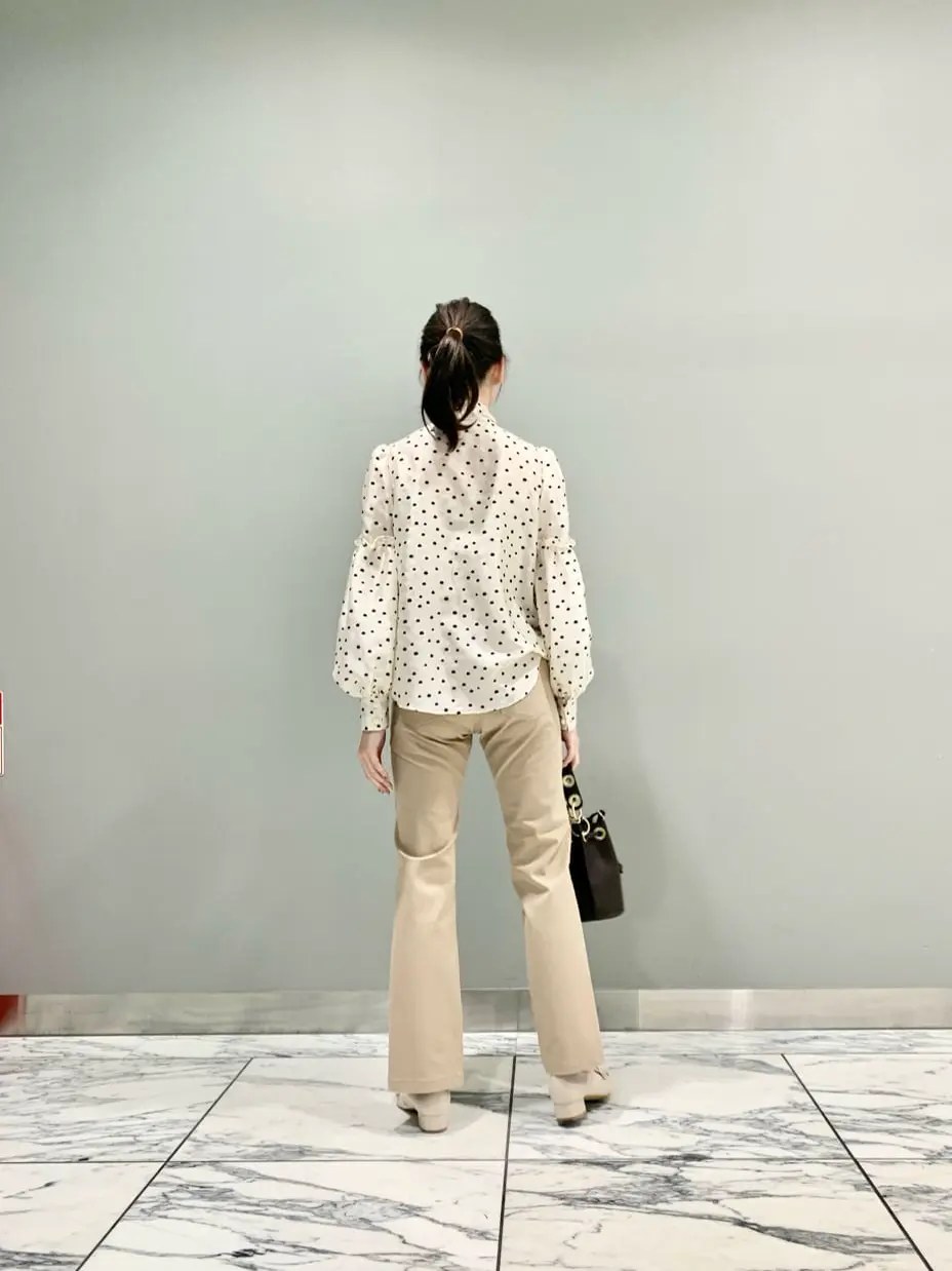 GRACE CONTINENTAL The Banquet eri コーディネート画像