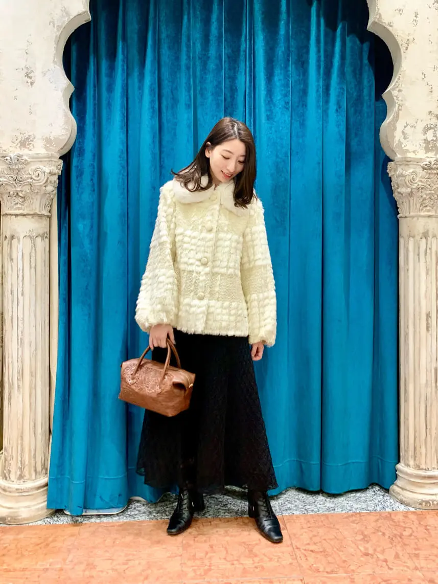 GRACE CONTINENTAL The Banquet eri コーディネート画像