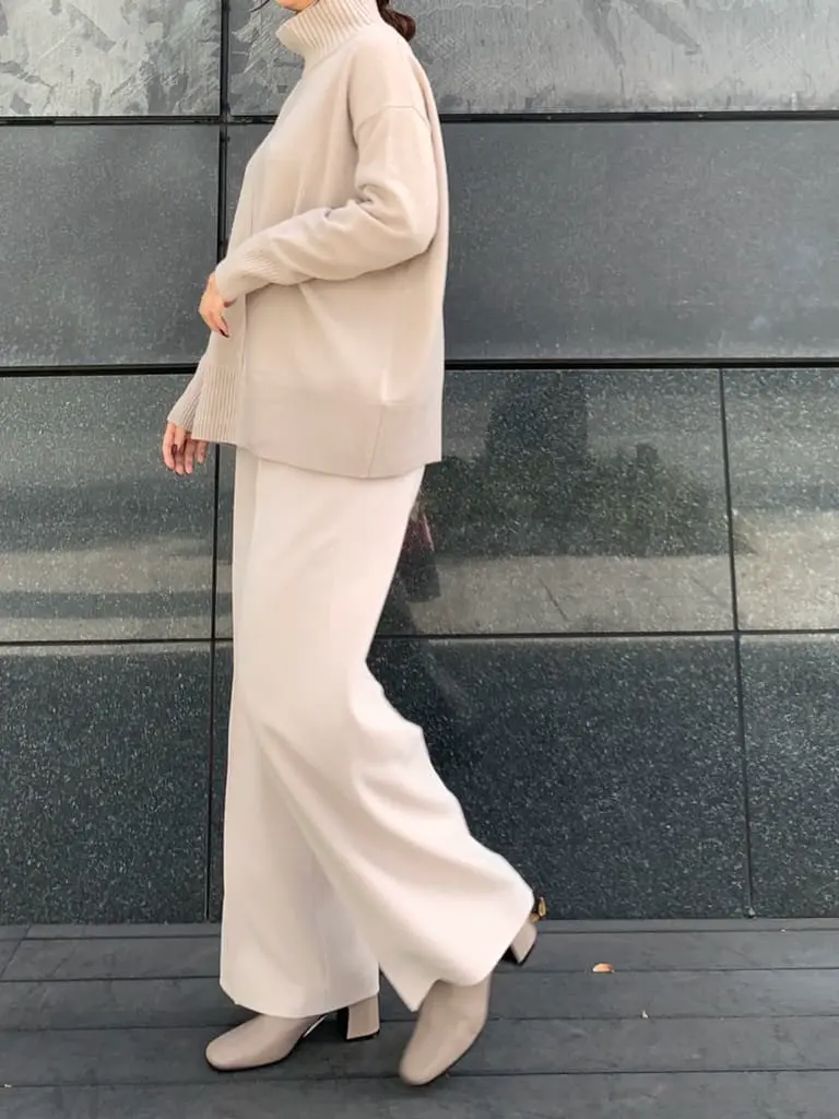 GRACE CONTINENTAL The Banquet 日笠　雅 コーディネート画像