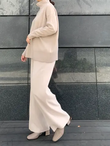 GRACE CONTINENTAL The Banquet 日笠　雅 コーディネート画像