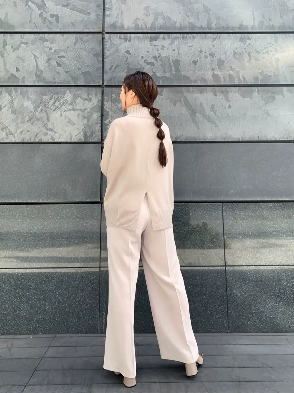 GRACE CONTINENTAL The Banquet 日笠　雅 コーディネート画像