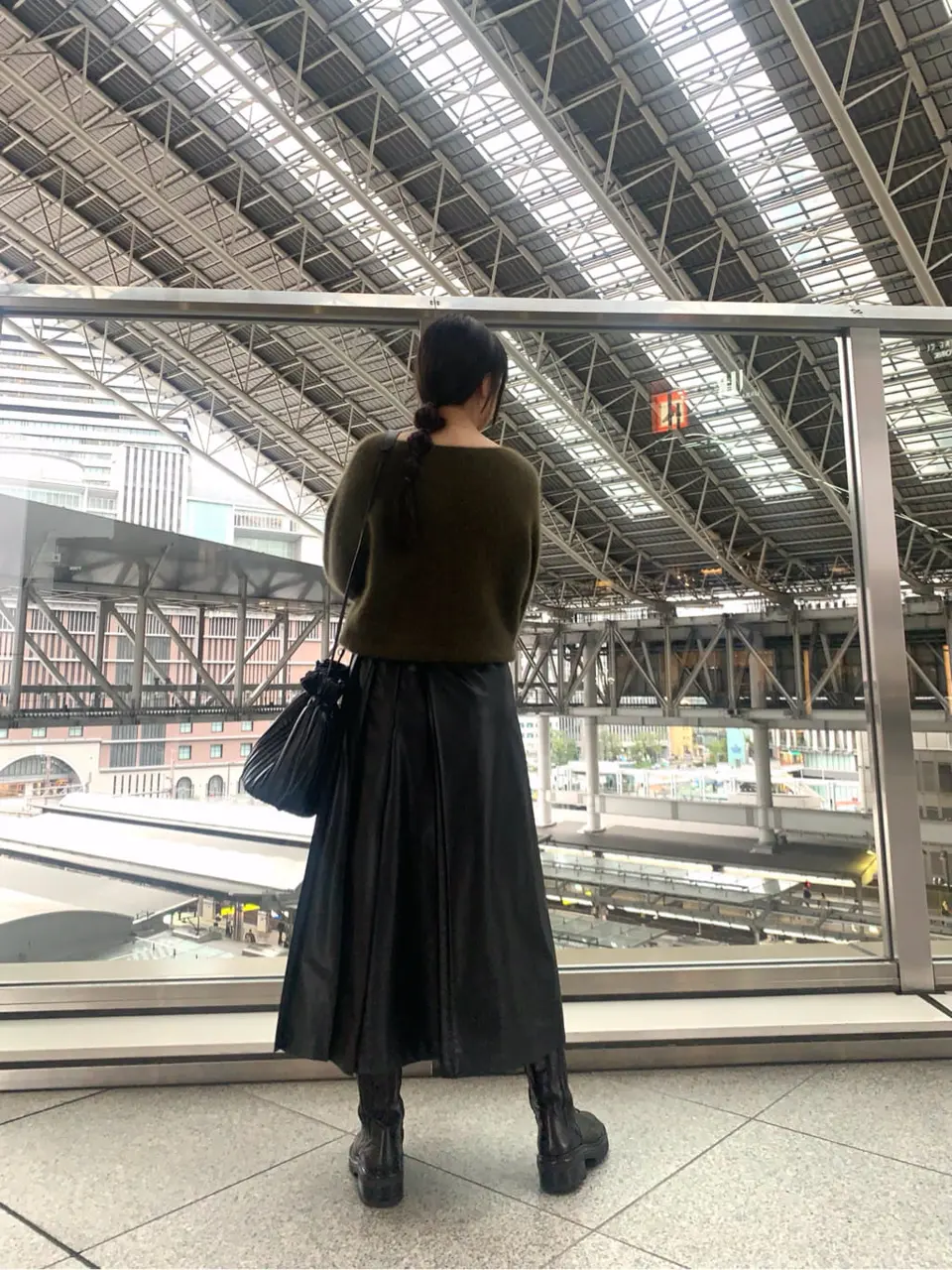 GRACE CONTINENTAL The Banquet 日笠　雅 コーディネート画像