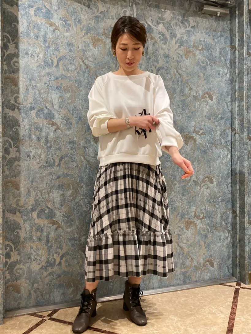 GRACE CONTINENTAL The Banquet 泉　智子 コーディネート画像